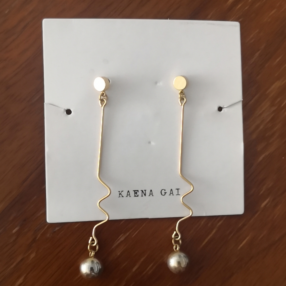 Assorted Earrings - Picture 2 of 8